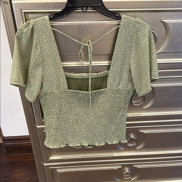 Abercrombie & Fitch Textured Sage Blouse - Picture 2 of 2